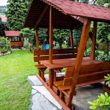 Enklawa Nad Kwisa 1 *